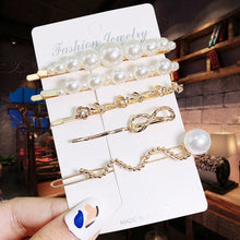 Load image into Gallery viewer, Fashionable Pearl Hair Clips
